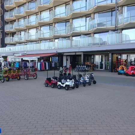 Westende With Sea View Appartamento *